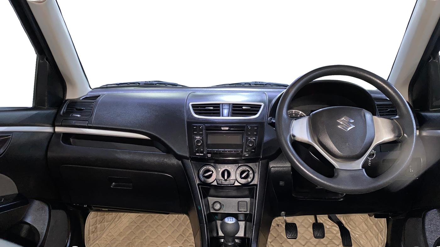 2015 Maruti Swift VXI, Petrol, Manual, 1,15,730 km, Dashboard
