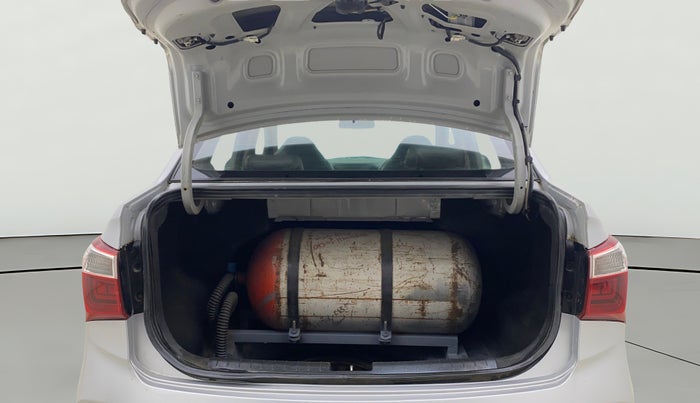 2018 Hyundai Xcent S 1.2, CNG, Manual, 1,46,499 km, Boot Open Zoomed View