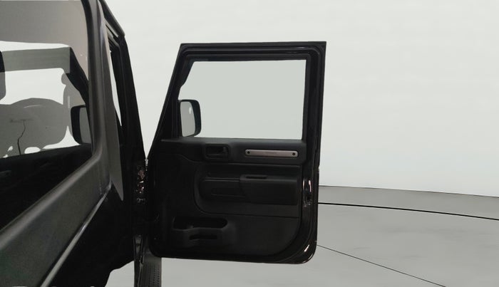 2022 Mahindra Thar LX HT PETROL 4WD MT, Petrol, Manual, 12,345 km, RHS Front Door