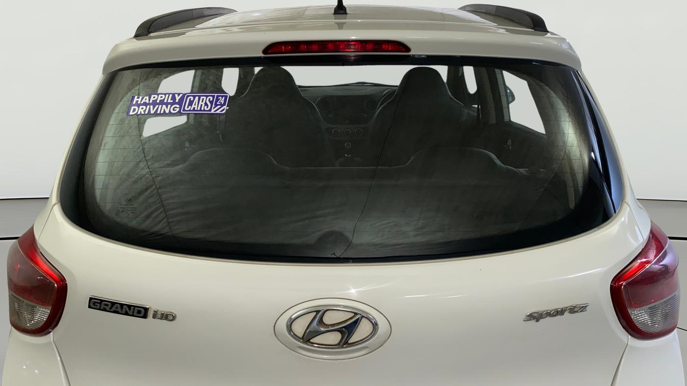 2016 Hyundai Grand i10 SPORTZ 1.2 KAPPA VTVT, Petrol, Manual, 77,715 km, Rear Windshield