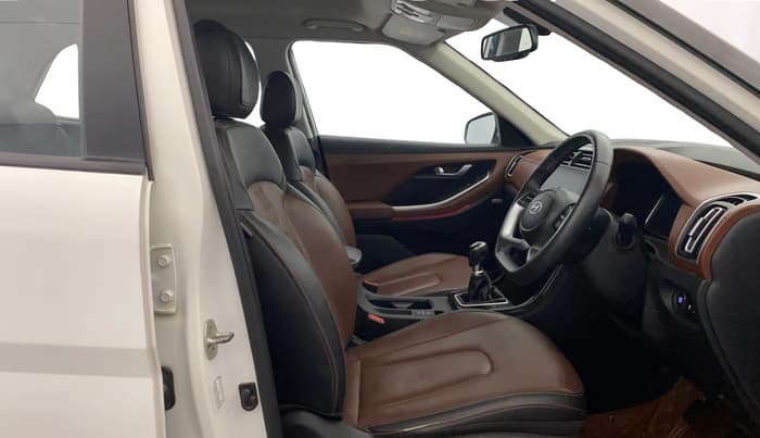 2021 Hyundai ALCAZAR PLATINUM 1.5 MT 7STR, Diesel, Manual, 48,793 km, Right Side Front Door Cabin