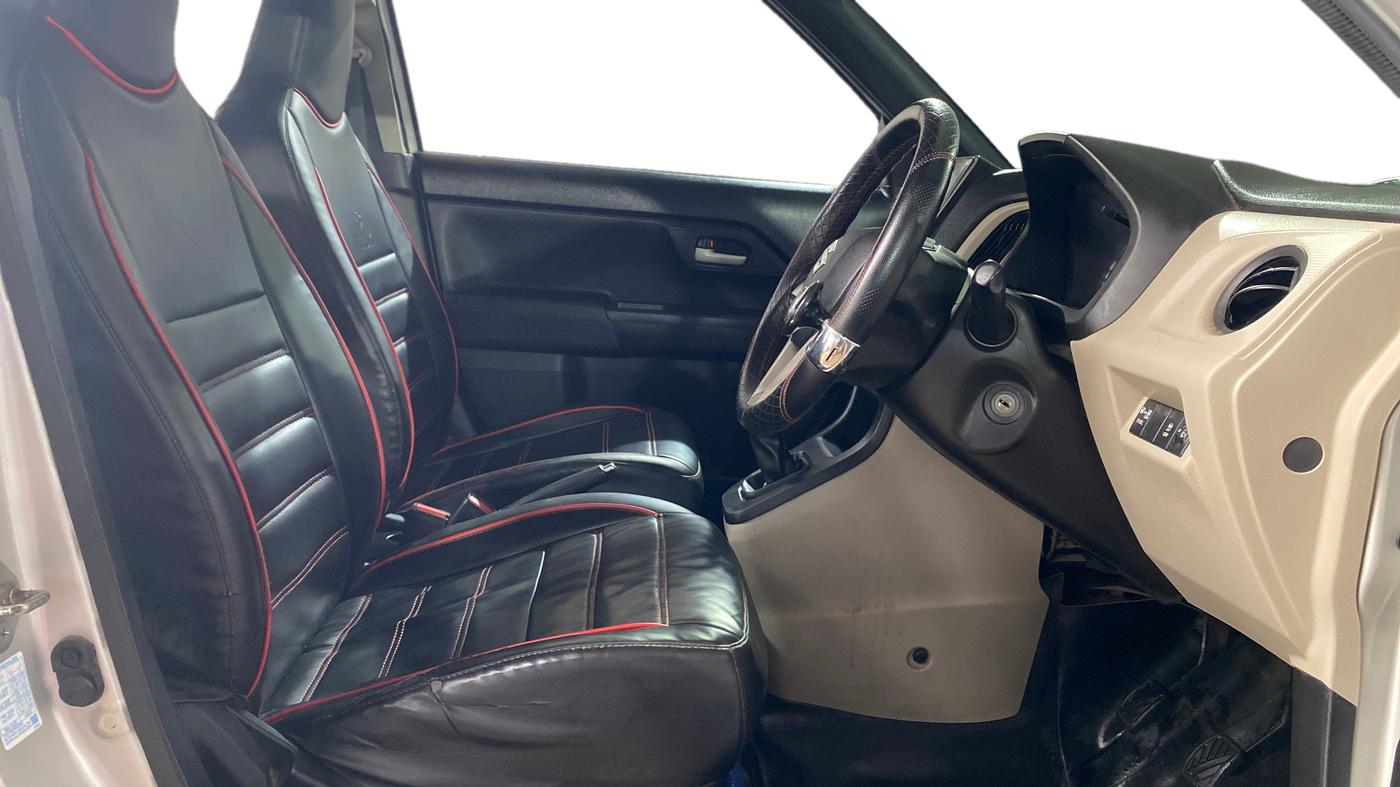 2023 Maruti New Wagon-R VXI CNG 1.0, CNG, Manual, 72,697 km, Right Side Front Door Cabin