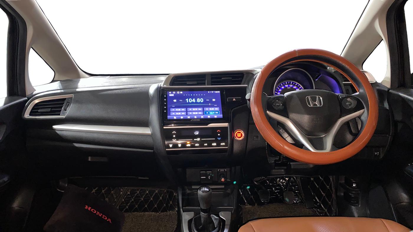 2018 Honda WR-V 1.5L I-DTEC VX MT, Diesel, Manual, 57,869 km, Dashboard