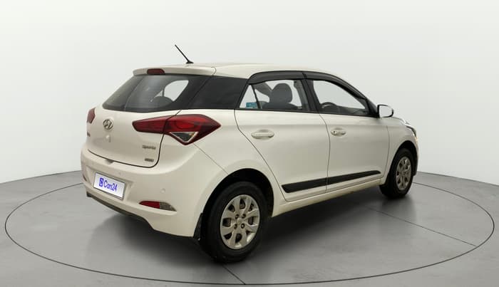 2017 Hyundai Elite i20 SPORTZ 1.2, Petrol, Manual, 1,12,457 km, Right Back Diagonal