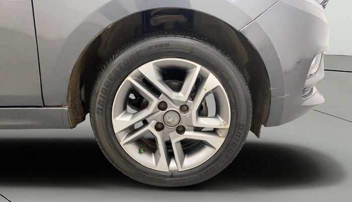 2022 Tata TIGOR XZA PLUS PETROL, Petrol, Automatic, 61,111 km, Right Front Wheel