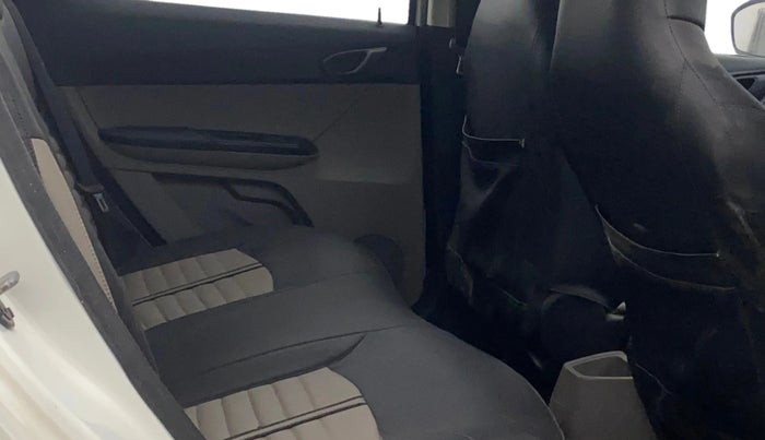 2016 Tata Tiago XT PETROL, Petrol, Manual, 55,189 km, Right Side Rear Door Cabin