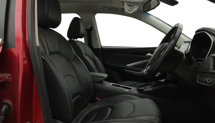2019 MG HECTOR SHARP 1.5 DCT PETROL, Petrol, Automatic, 64,880 km, Right Side Front Door Cabin