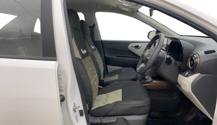 2024 Hyundai AURA SX PLUS 1.2 AMT, Petrol, Automatic, 13,194 km, Right Side Front Door Cabin