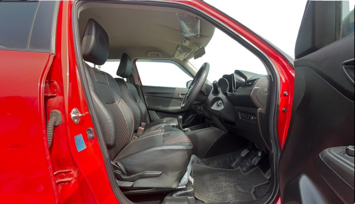 2024 Maruti Swift VXi, Petrol, Manual, 10,817 km, Right Side Front Door Cabin