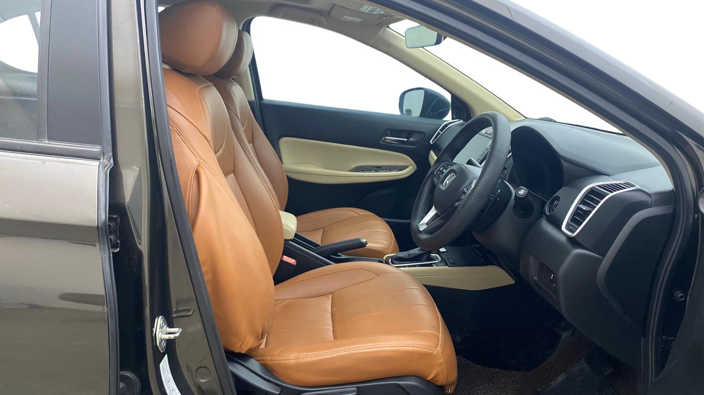 2023 Honda City 1.5L I-VTEC ZX CVT, Petrol, Automatic, 67,424 km, Right Side Front Door Cabin