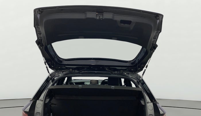 2022 Tata ALTROZ XZ PLUS DIESEL DARK EDITION, Diesel, Manual, 39,371 km, Boot Door Open