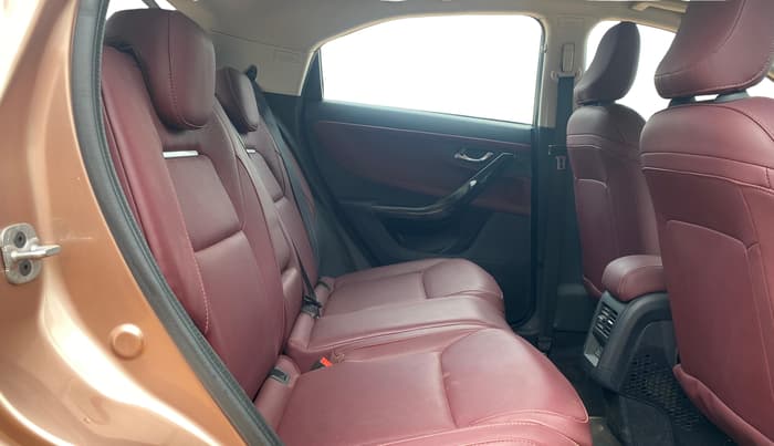 2024 Tata Curvv Accomplished Plus A 1.2 Hyperion GDI Petrol 6MT, Petrol, Manual, 1,757 km, Right Side Rear Door Cabin