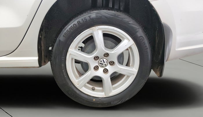 2013 Volkswagen Vento HIGHLINE DIESEL 1.6, Diesel, Manual, 85,883 km, Left Rear Wheel