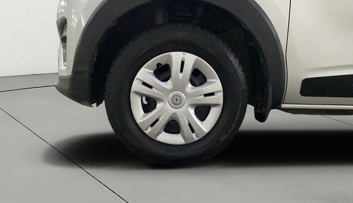 2021 Renault TRIBER RXL MT, Petrol, Manual, 30,171 km, Left Front Wheel