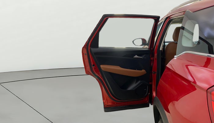 2021 MG HECTOR PLUS SHARP 1.5 PETROL TURBO CVT 6-STR, Petrol, Automatic, 23,427 km, LHS Rear Door