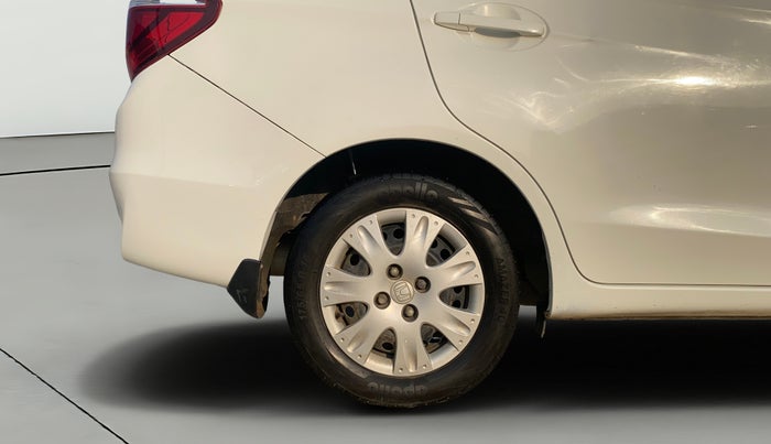 2016 Honda Amaze 1.2L I-VTEC SX, CNG, Manual, 1,08,799 km, Right Rear Wheel