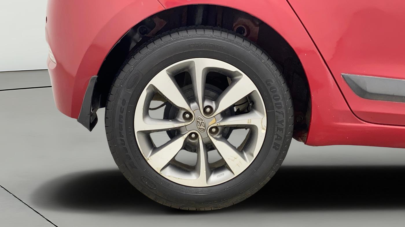 2016 Hyundai Elite i20 ASTA 1.2 (O), Petrol, Manual, 75,818 km, Right Rear Wheel
