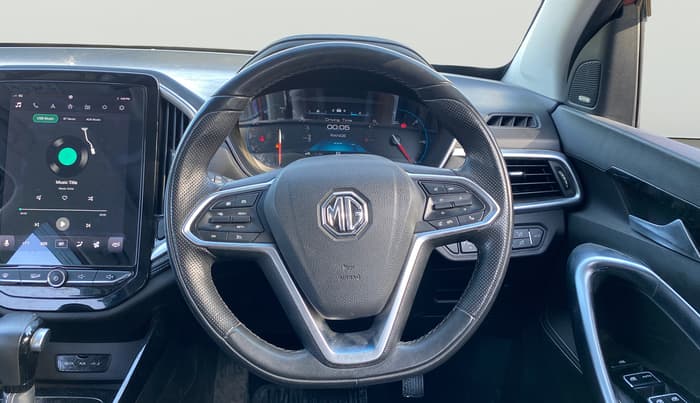 2020 MG HECTOR SHARP 1.5 DCT PETROL, Petrol, Automatic, 37,130 km, Steering Wheel Close Up