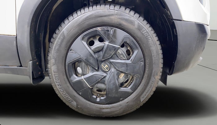 2022 Tata PUNCH ADVENTURE RHYTHM PACK MT, Petrol, Manual, 57,400 km, Right Front Wheel