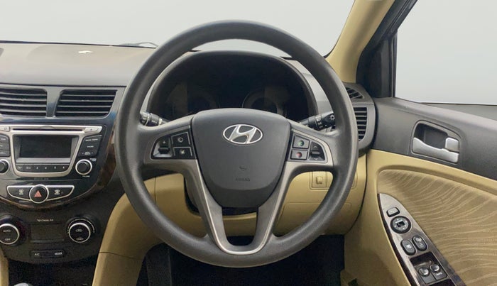 2015 Hyundai Verna FLUIDIC 1.6 VTVT S O AT, Petrol, Automatic, 74,547 km, Steering Wheel Close Up