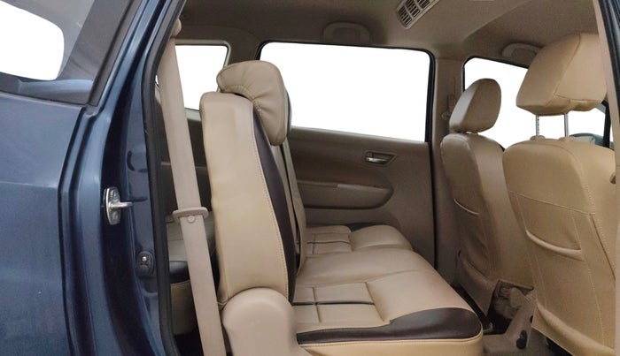 2015 Maruti Ertiga VXI CNG, CNG, Manual, 1,17,180 km, Right Side Rear Door Cabin