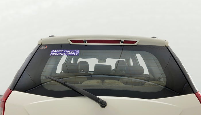 2017 Mahindra XUV500 W6, Diesel, Manual, 99,388 km, Rear Windshield