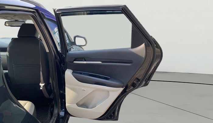 2020 KIA SONET HTX PLUS 1.0 IMT, Petrol, Manual, 1,32,902 km, RHS Rear Door