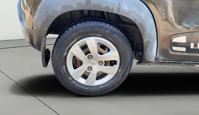 2018 Renault Kwid RXT 1.0, CNG, Manual, 57,393 km, Right Rear Wheel