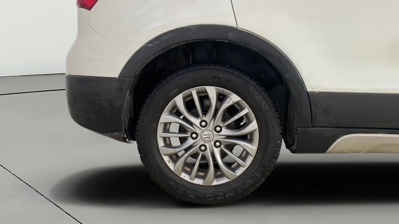 2017 Maruti S Cross ALPHA 1.3, Diesel, Manual, 86,522 km, Right Rear Wheel