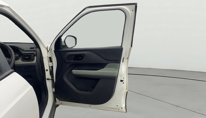 2021 Tata PUNCH ADVENTURE MT, Petrol, Manual, 31,302 km, RHS Front Door