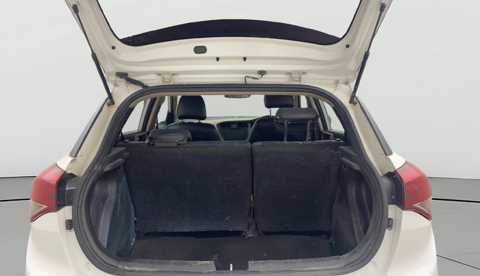 2017 Hyundai Elite i20 ASTA 1.4 CRDI (O), Diesel, Manual, 1,19,710 km, Boot Open Zoomed View