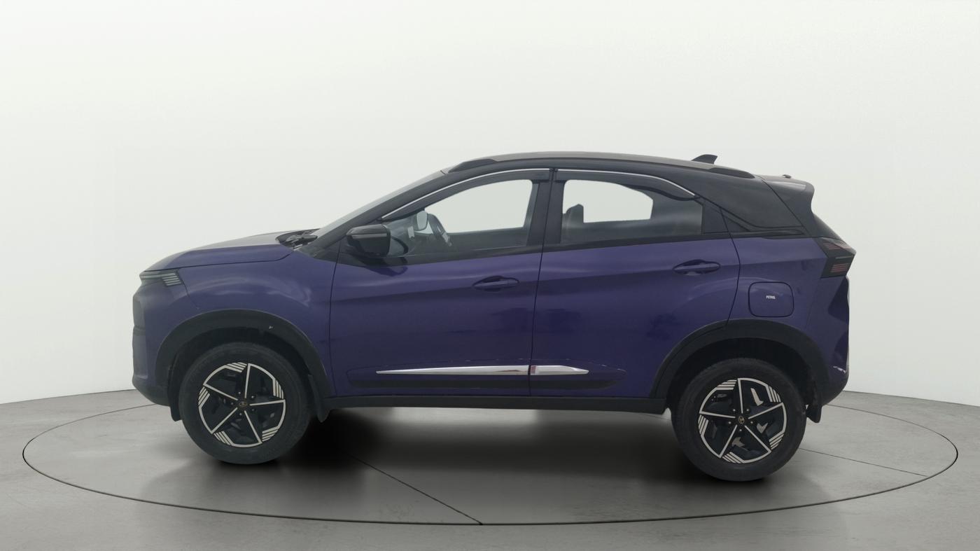 2023 Tata NEXON FEARLESS PURPLE + SUNROOF DUAL TONE 1.2 PETROL, Petrol, Manual, 25,480 km, Left Side