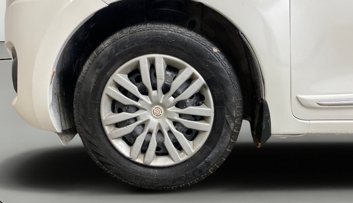 2020 Maruti Swift VXI AMT, Petrol, Automatic, 42,135 km, Left Front Wheel