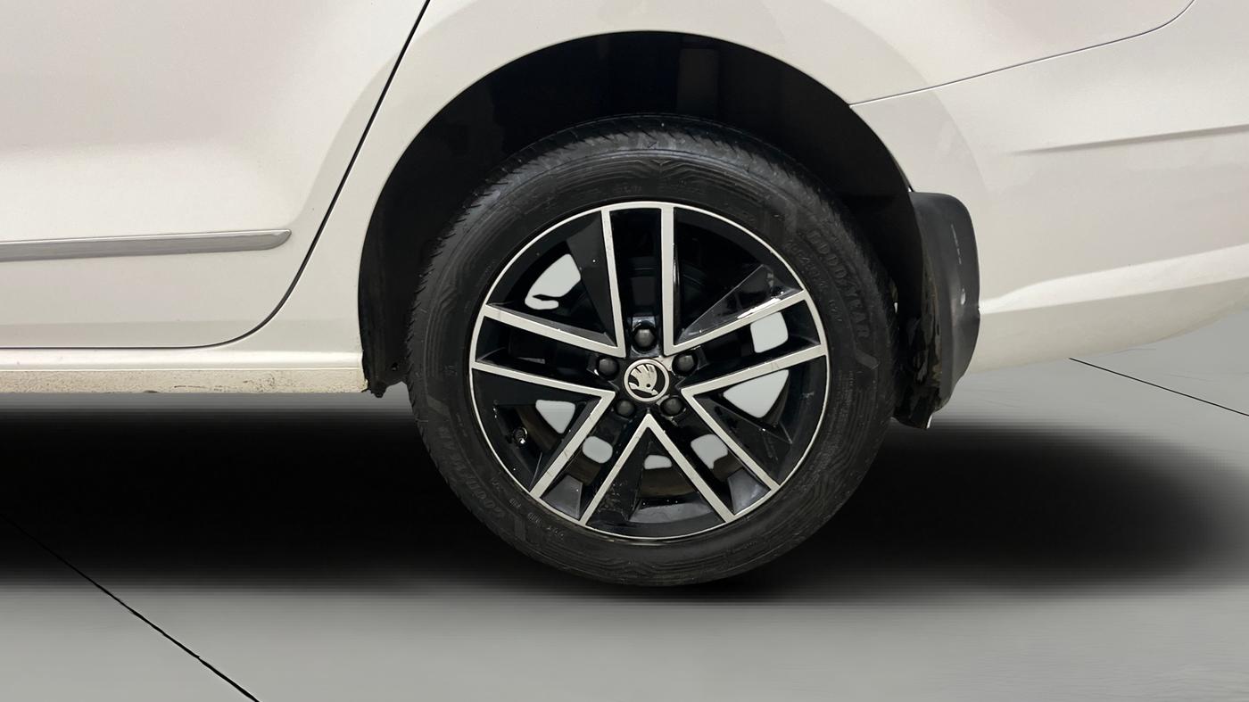 2020 Skoda Rapid STYLE TSI, Petrol, Manual, 55,442 km, Left Rear Wheel