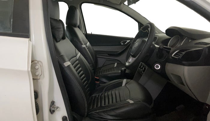 2017 Tata Tiago XZ PETROL, Petrol, Manual, 71,220 km, Right Side Front Door Cabin