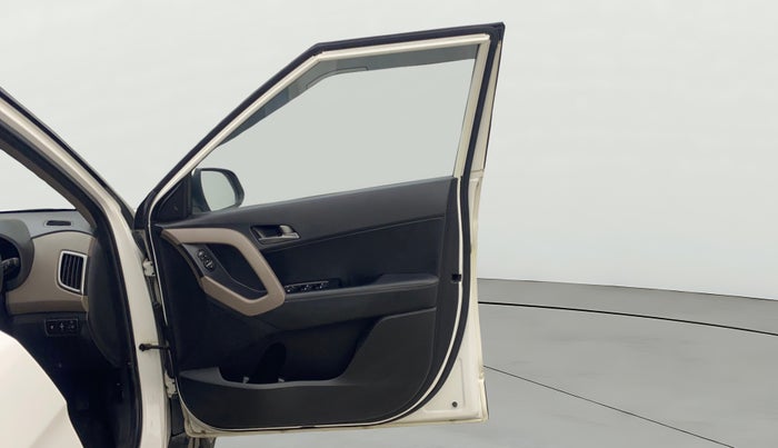 2016 Hyundai Creta SX (O) 1.6 DIESEL, Diesel, Manual, 88,145 km, RHS Front Door