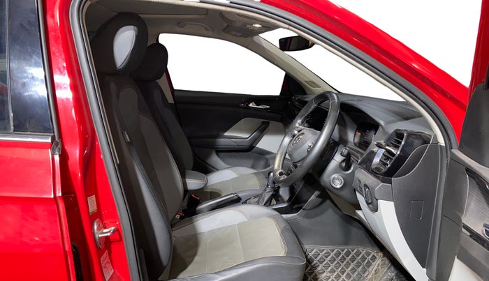 2023 Skoda KUSHAQ STYLE 1.0L TSI AT (6 AIRBAGS), Petrol, Automatic, 15,828 km, Right Side Front Door Cabin