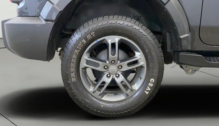 2023 Mahindra Thar LX PETROL HT 4WD AT, Petrol, Automatic, 21,265 km, Right Rear Wheel