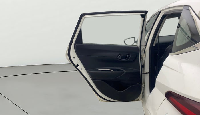 2021 Hyundai NEW I20 ASTA 1.2 AT, Petrol, Automatic, 60,448 km, LHS Rear Door