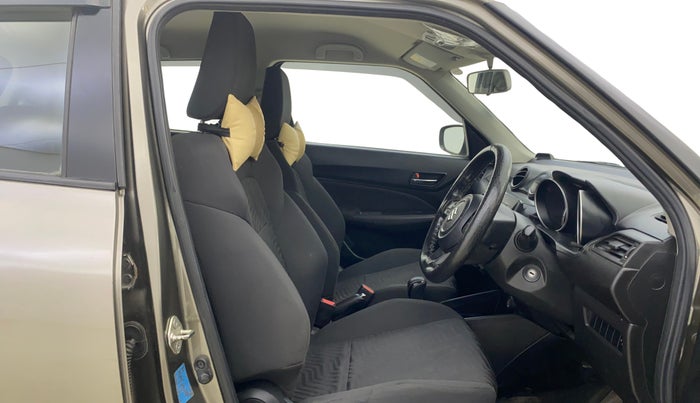2019 Maruti Swift VXI AMT, Petrol, Automatic, 57,492 km, Right Side Front Door Cabin