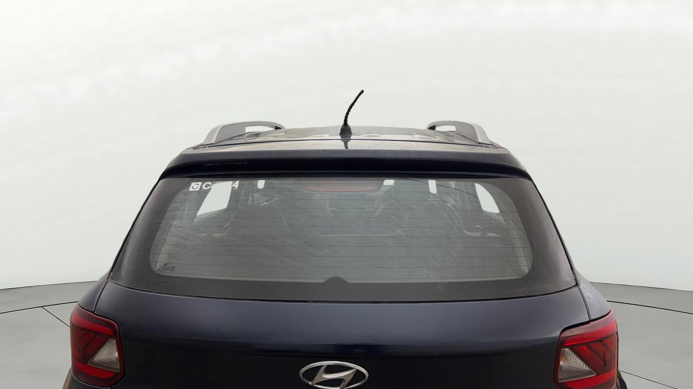 2022 Hyundai VENUE S 1.2, Petrol, Manual, 73,770 km, Rear Windshield