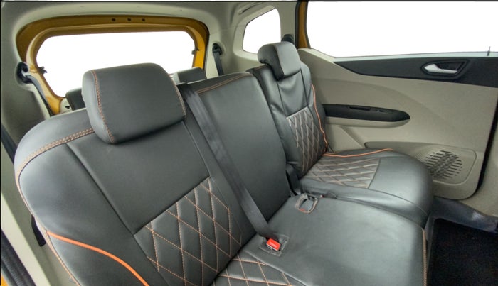 2021 Renault TRIBER RXZ, Petrol, Manual, 40,007 km, Right Side Rear Door Cabin