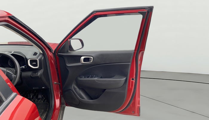 2021 Hyundai VENUE S 1.2, Petrol, Manual, 52,080 km, RHS Front Door