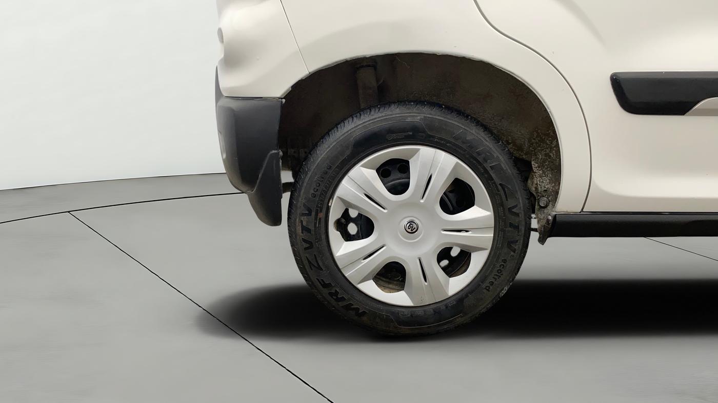 2021 Maruti S PRESSO VXI, Petrol, Manual, 26,316 km, Right Rear Wheel