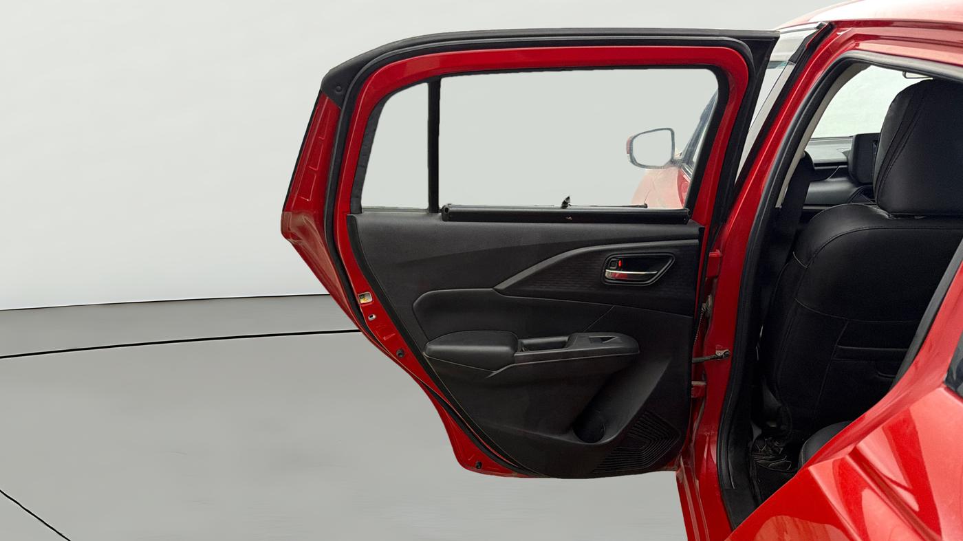 2025 Maruti Swift VXi, Petrol, Manual, 22,833 km, LHS Rear Door