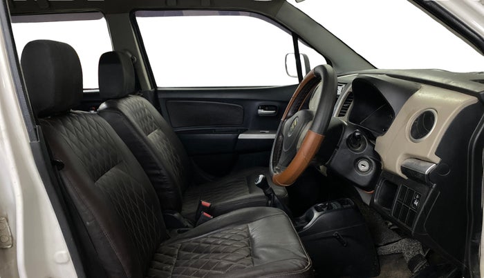 2014 Maruti Wagon R 1.0 LXI, Petrol, Manual, 77,546 km, Right Side Front Door Cabin