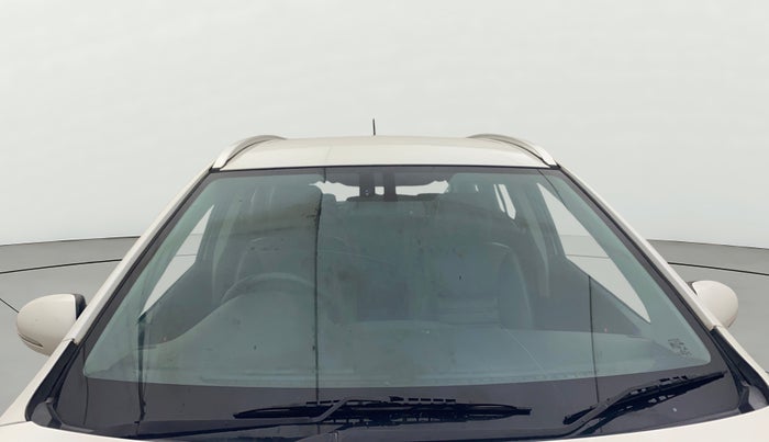 2017 Maruti S Cross ALPHA 1.3, Diesel, Manual, 87,011 km, Front Windshield