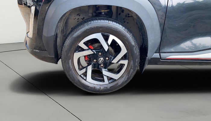 2022 Nissan MAGNITE XV RED EDITION, Petrol, Manual, 15,243 km, Left Front Wheel