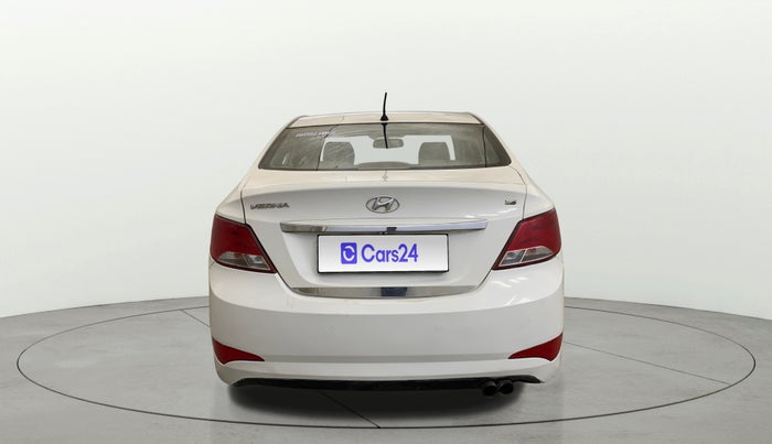 2016 Hyundai Verna FLUIDIC 4S 1.6 VTVT S AT, Petrol, Automatic, 48,274 km, Back/Rear