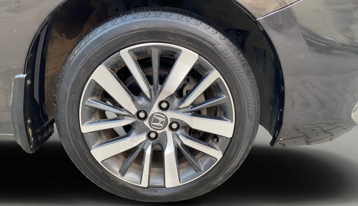 2021 Honda City 1.5L I-VTEC ZX CVT, Petrol, Automatic, 27,403 km, Right Front Wheel